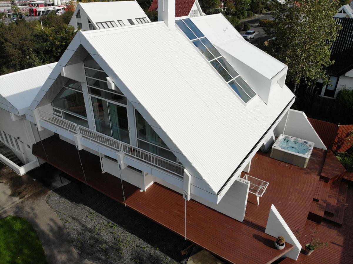 Big Villa Centrally Located In Reykjavík Exterior foto